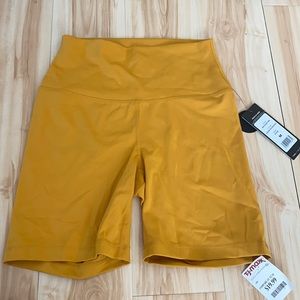 Athletic biker shorts